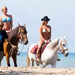 Atlantique Club אתר נופש 3*